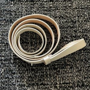 Cream Leather L/XL Lafayette 148 belt NWOT